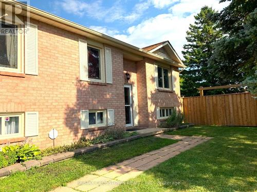 13 Robertson Road, Essa, ON - Outdoor