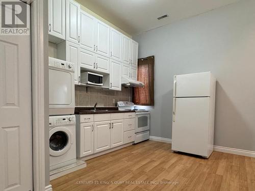 Coach - 38 Limestone Street, Markham (Cornell), ON - Indoor Photo Showing Laundry Room