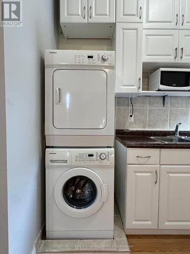 Coach - 38 Limestone Street, Markham (Cornell), ON - Indoor Photo Showing Laundry Room