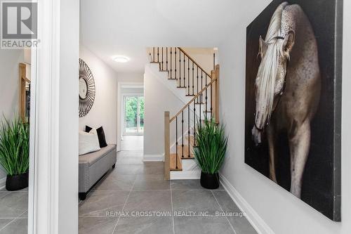 101 Bayview Drive, Barrie (Allandale Heights), ON - Indoor Photo Showing Living Room