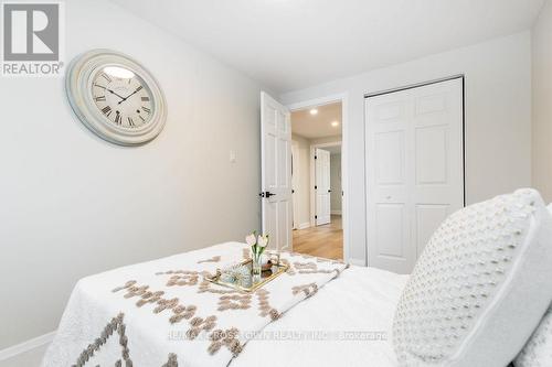 101 Bayview Drive, Barrie (Allandale Heights), ON - Indoor Photo Showing Bedroom