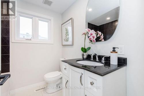 101 Bayview Drive, Barrie (Allandale Heights), ON - Indoor Photo Showing Bedroom