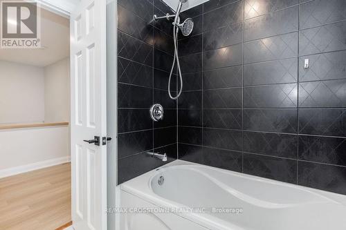 101 Bayview Drive, Barrie (Allandale Heights), ON - Indoor Photo Showing Bathroom