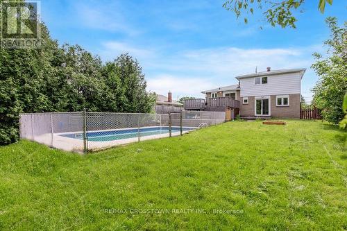 101 Bayview Drive, Barrie (Allandale Heights), ON - Outdoor With In Ground Pool With Backyard