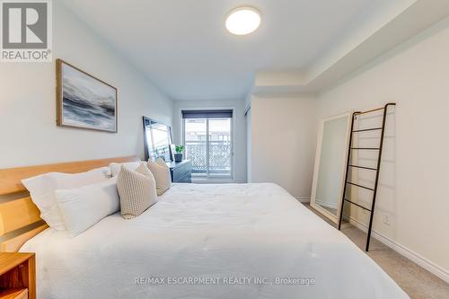 95 - 30 Carnation Avenue, Toronto (Long Branch), ON - Indoor Photo Showing Bedroom