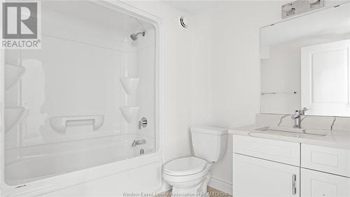 122 Callams Bay Unit# Lower Unit, Amherstburg, ON - Indoor Photo Showing Bathroom