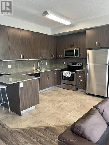 T201 - 62 Balsam Street, Waterloo, ON - Indoor Photo Showing Kitchen