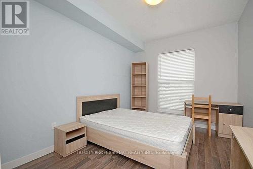 T201 - 62 Balsam Street, Waterloo, ON - Indoor Photo Showing Bedroom