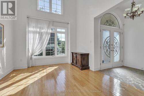 215 Burloak Drive, Oakville (Bronte West), ON - Indoor Photo Showing Other Room