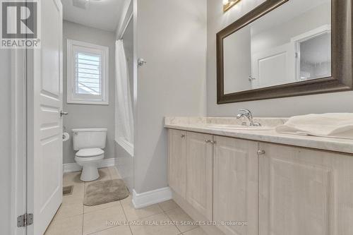 215 Burloak Drive, Oakville (Bronte West), ON - Indoor Photo Showing Bathroom