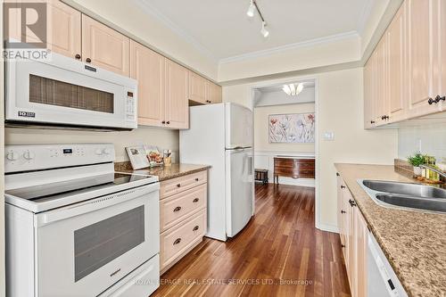 2002 - 2180 Marine Drive, Oakville (Bronte West), ON - Indoor Photo Showing Kitchen With Double Sink