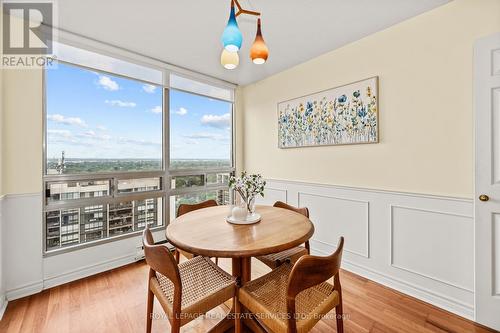 2002 - 2180 Marine Drive, Oakville (Bronte West), ON - Indoor Photo Showing Dining Room