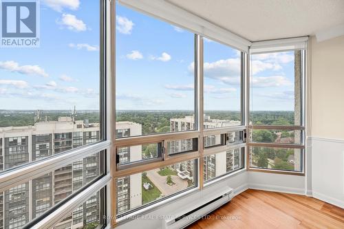 2002 - 2180 Marine Drive, Oakville (Bronte West), ON - Indoor Photo Showing Other Room