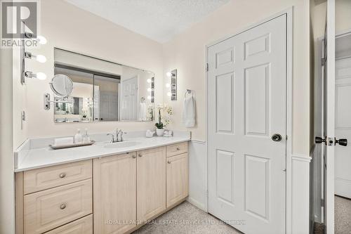 2002 - 2180 Marine Drive, Oakville (Bronte West), ON - Indoor Photo Showing Bathroom