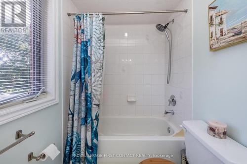 204 Bowerman Boulevard, New Tecumseth (Alliston), ON - Indoor Photo Showing Bathroom