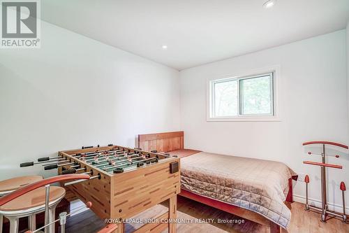 34 Sunset Lane, Georgina Islands (Georgina Island), ON - Indoor Photo Showing Bedroom