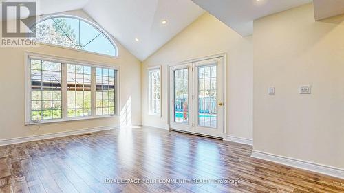 70 Shannon Road, East Gwillimbury, ON - Indoor Photo Showing Other Room