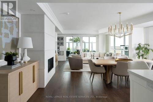 804 - 2060 Lakeshore Road, Burlington (Brant), ON - Indoor Photo Showing Dining Room