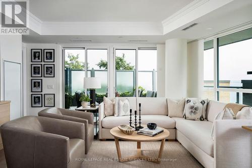 804 - 2060 Lakeshore Road, Burlington (Brant), ON - Indoor Photo Showing Living Room