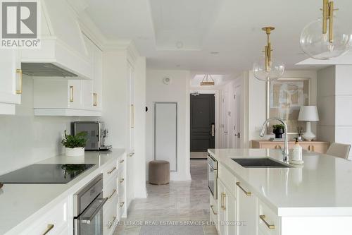 804 - 2060 Lakeshore Road, Burlington (Brant), ON - Indoor Photo Showing Kitchen With Upgraded Kitchen