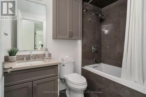 804 - 2060 Lakeshore Road, Burlington (Brant), ON - Indoor Photo Showing Bathroom