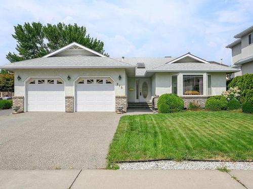 919 Invermere Crt, Kamloops, BC - Outdoor With Facade