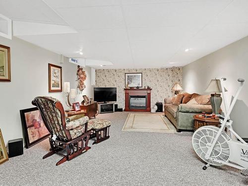 919 Invermere Crt, Kamloops, BC - Indoor Photo Showing Other Room With Fireplace