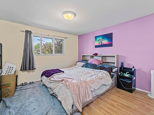 2391 Tranquille Rd, Kamloops, BC - Indoor Photo Showing Bedroom