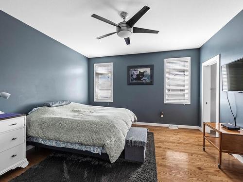 2477 Burgess Ave, Merritt, BC - Indoor Photo Showing Bedroom