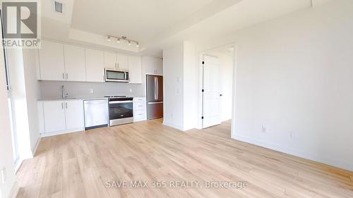 514 - 335 Wheat Boom Drive, Oakville, ON - Indoor Photo Showing Kitchen