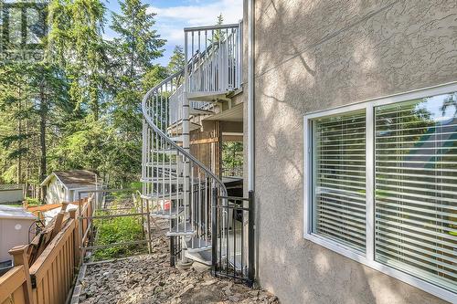 251 Highgate Court, Kelowna, BC - Outdoor With Exterior