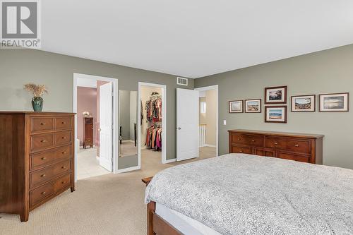 251 Highgate Court, Kelowna, BC - Indoor Photo Showing Bedroom