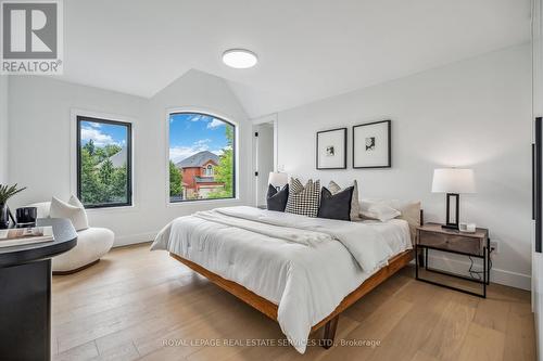 1657 Glenvista Drive, Oakville (Iroquois Ridge North), ON - Indoor Photo Showing Bedroom