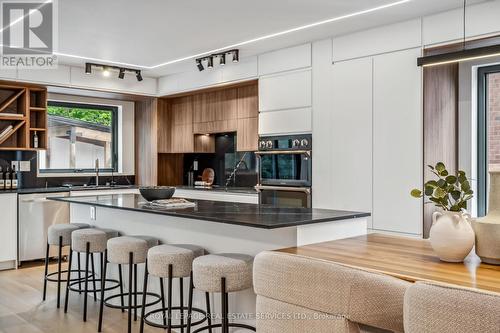 1657 Glenvista Drive, Oakville (Iroquois Ridge North), ON - Indoor Photo Showing Kitchen