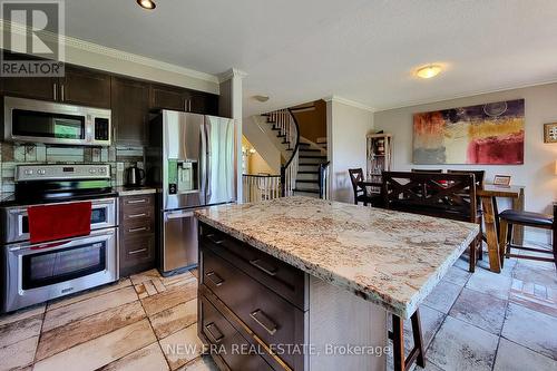 8 - 5090 Fairview Street, Burlington (Appleby), ON - Indoor Photo Showing Kitchen