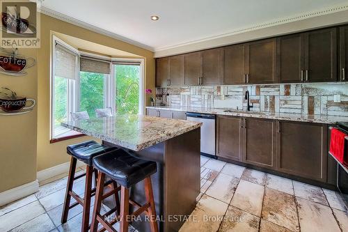 8 - 5090 Fairview Street, Burlington (Appleby), ON - Indoor Photo Showing Kitchen