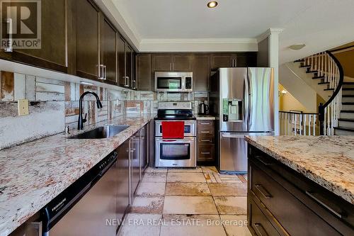 8 - 5090 Fairview Street, Burlington (Appleby), ON - Indoor Photo Showing Kitchen With Stainless Steel Kitchen With Upgraded Kitchen