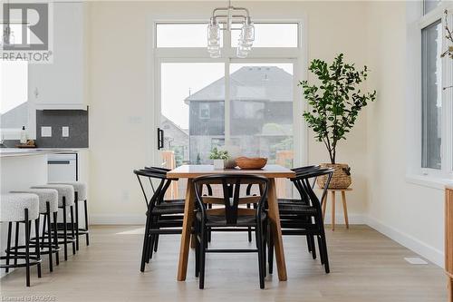 358 Mclean Crescent, Port Elgin, ON - Indoor Photo Showing Dining Room