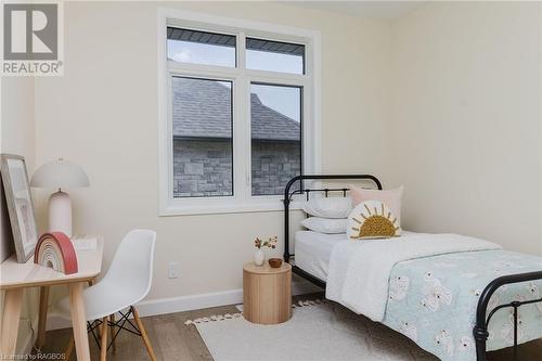 358 Mclean Crescent, Port Elgin, ON - Indoor Photo Showing Bedroom