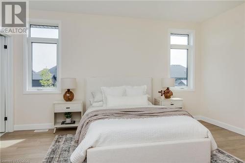 358 Mclean Crescent, Port Elgin, ON - Indoor Photo Showing Bedroom