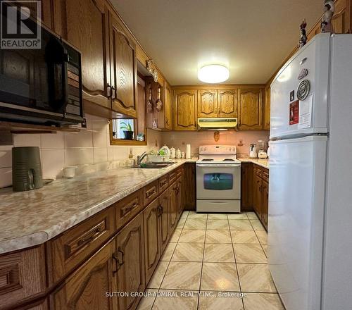 159 Earlsdale Avenue, Toronto (Oakwood Village), ON - Indoor Photo Showing Kitchen