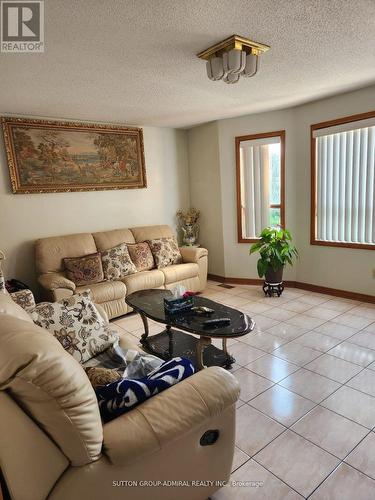 159 Earlsdale Avenue, Toronto (Oakwood Village), ON - Indoor Photo Showing Living Room