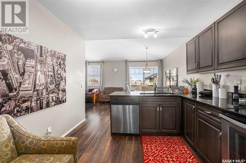 205 100 Chaparral Boulevard, Martensville, SK - Indoor Photo Showing Kitchen