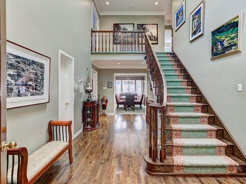 Staircase - 108 Rue Marie-Curie, Dollard-Des-Ormeaux, QC - Indoor Photo Showing Other Room