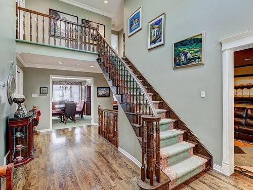 Staircase - 108 Rue Marie-Curie, Dollard-Des-Ormeaux, QC - Indoor Photo Showing Other Room