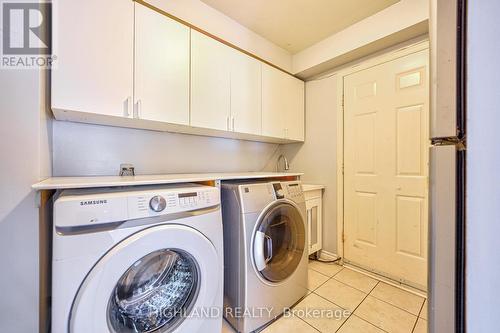 4805 Crystal Rose Drive, Mississauga (East Credit), ON - Indoor Photo Showing Laundry Room