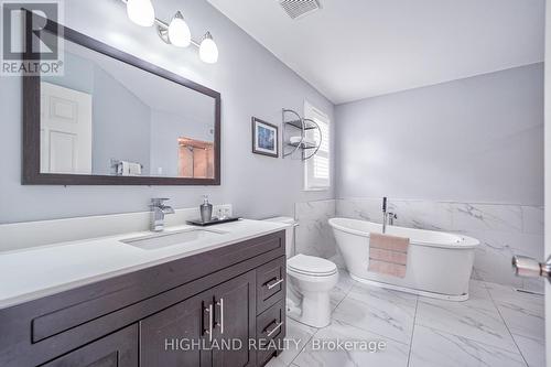 4805 Crystal Rose Drive, Mississauga (East Credit), ON - Indoor Photo Showing Bathroom