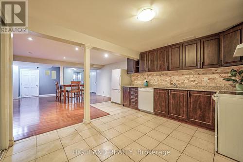 4805 Crystal Rose Drive, Mississauga (East Credit), ON - Indoor Photo Showing Kitchen