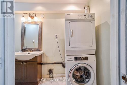 4805 Crystal Rose Drive, Mississauga (East Credit), ON - Indoor Photo Showing Laundry Room