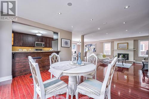 4805 Crystal Rose Drive, Mississauga (East Credit), ON - Indoor Photo Showing Dining Room